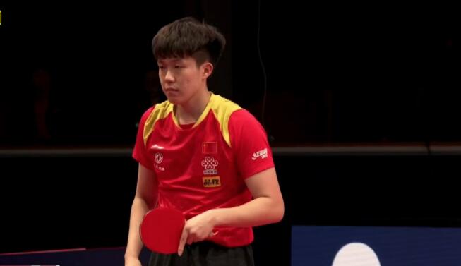 赛场脱颖而 赛场脱颖而