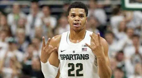 不仅贡献了 不仅贡献了