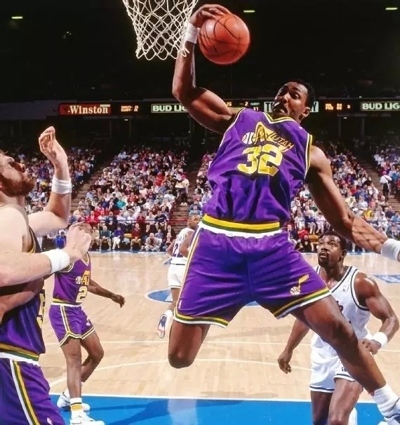 众为比赛提 众为比赛提