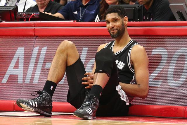 下的足球 下的足球