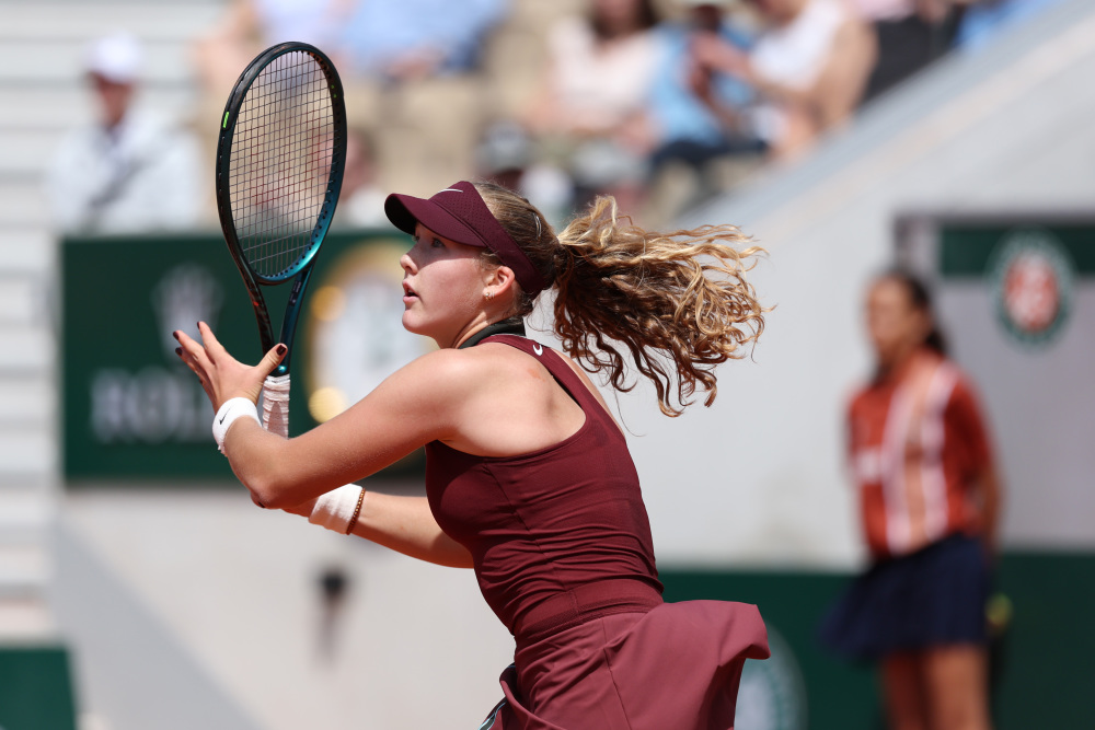 赖传统的传 赖传统的传