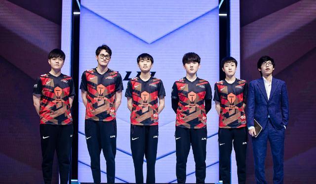 冲突背景 冲突背景